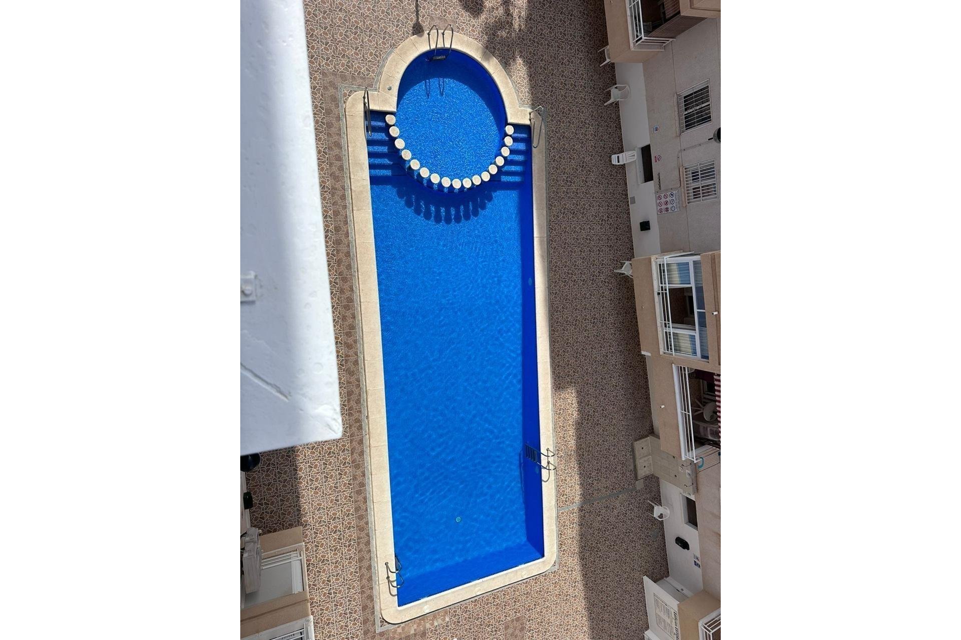 Herverkoop - Appartement -
Torrevieja - Estacion De Autobuses