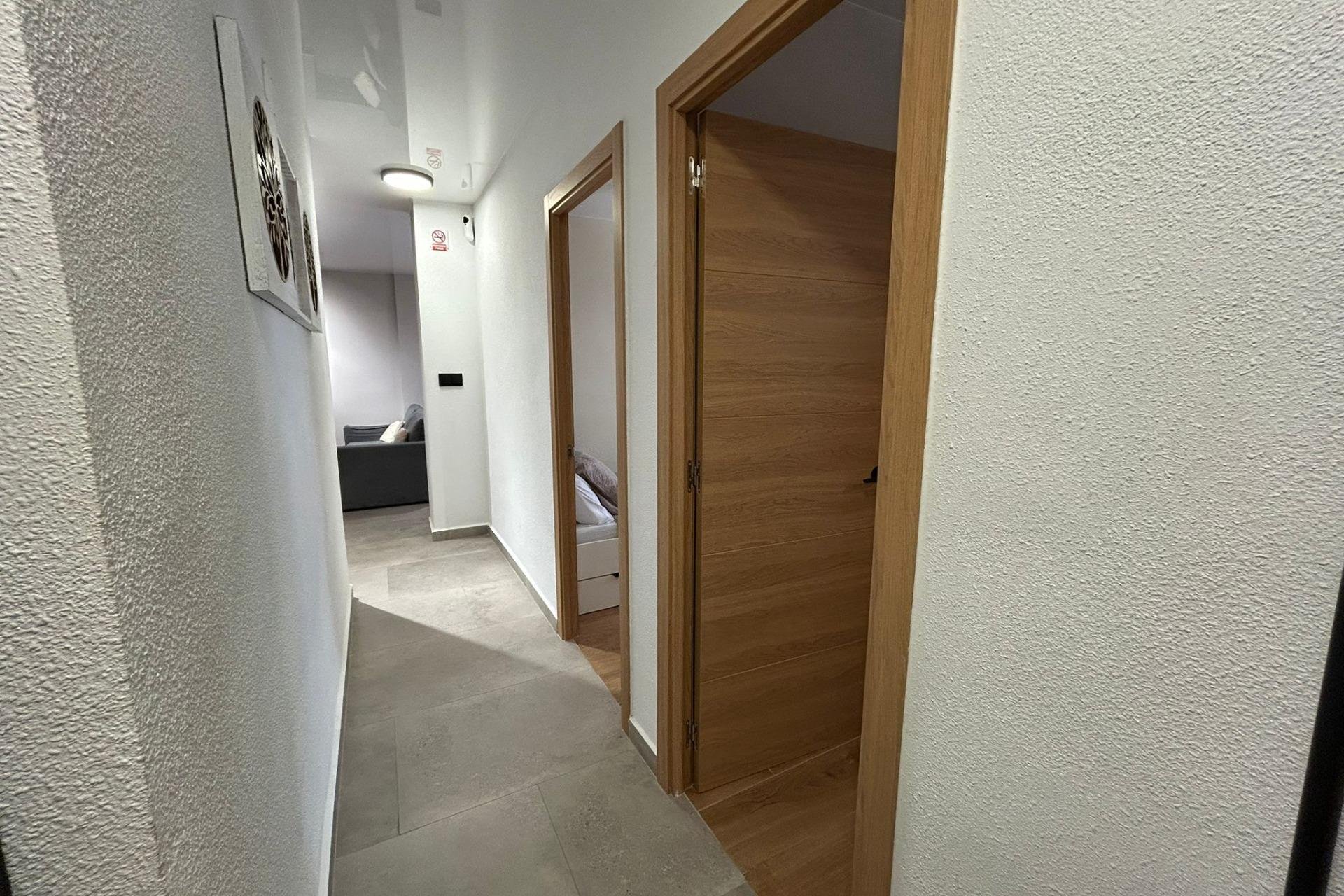 Herverkoop - Appartement -
Torrevieja - Estacion De Autobuses