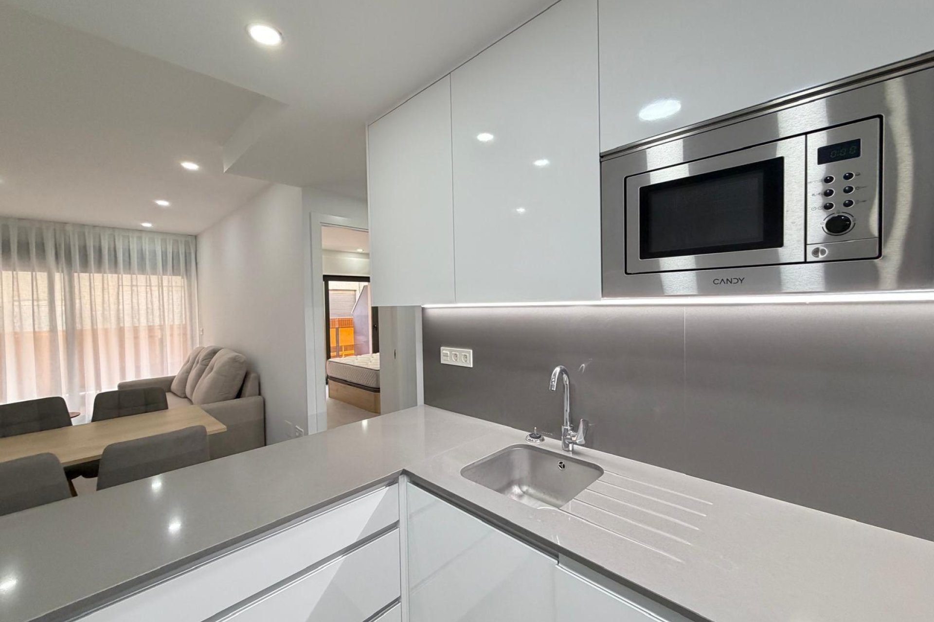 Herverkoop - Appartement -
Torrevieja - Estacion De Autobuses
