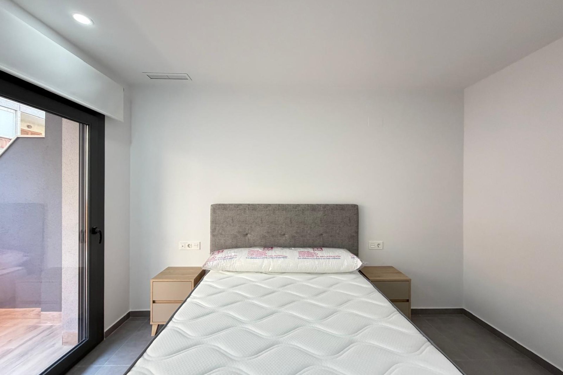 Herverkoop - Appartement -
Torrevieja - Estacion De Autobuses