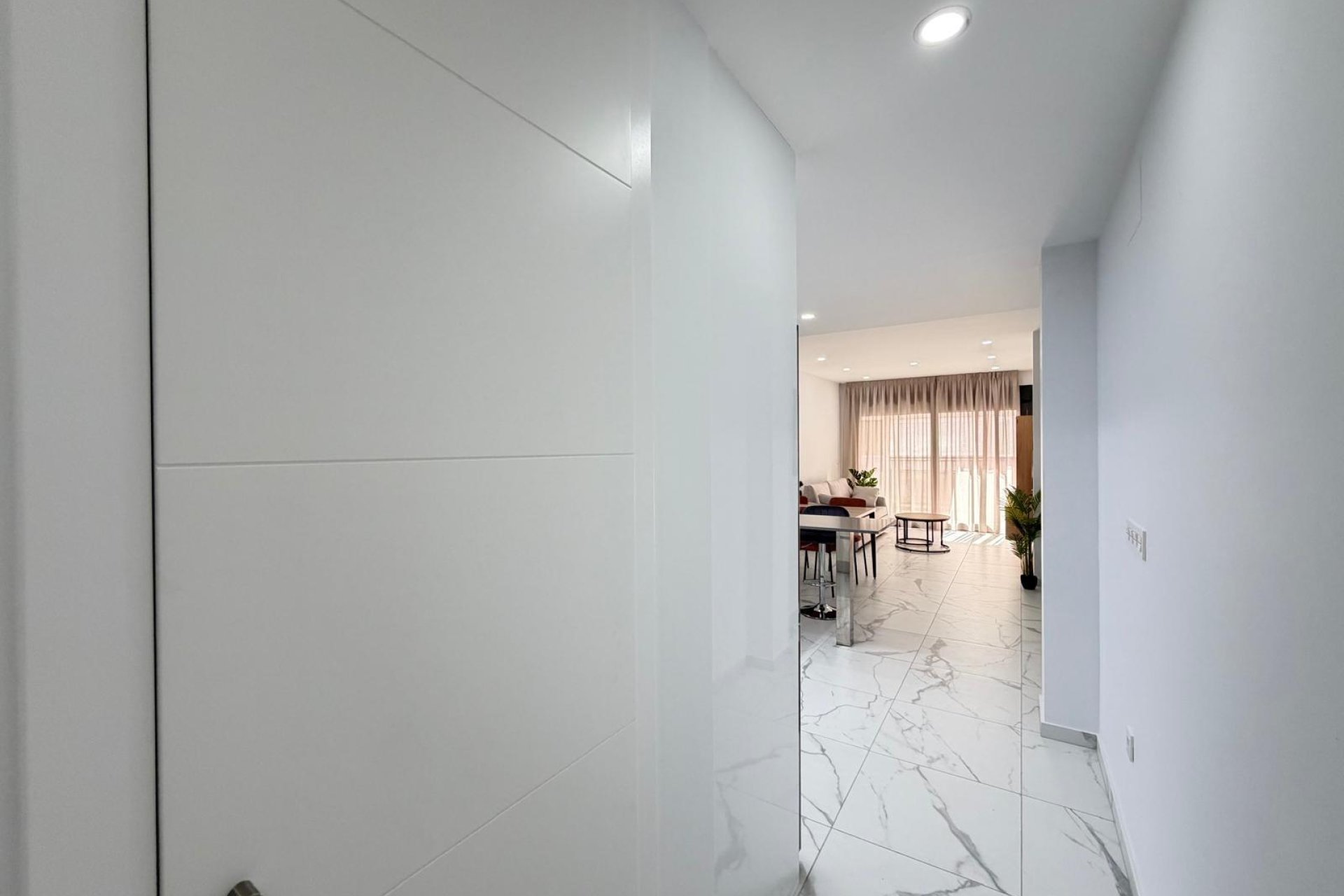 Herverkoop - Appartement -
Torrevieja - Estacion De Autobuses