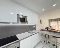 Herverkoop - Appartement -
Torrevieja - Estacion De Autobuses