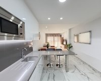 Herverkoop - Appartement -
Torrevieja - Estacion De Autobuses
