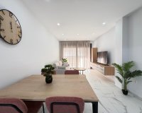 Herverkoop - Appartement -
Torrevieja - Estacion De Autobuses