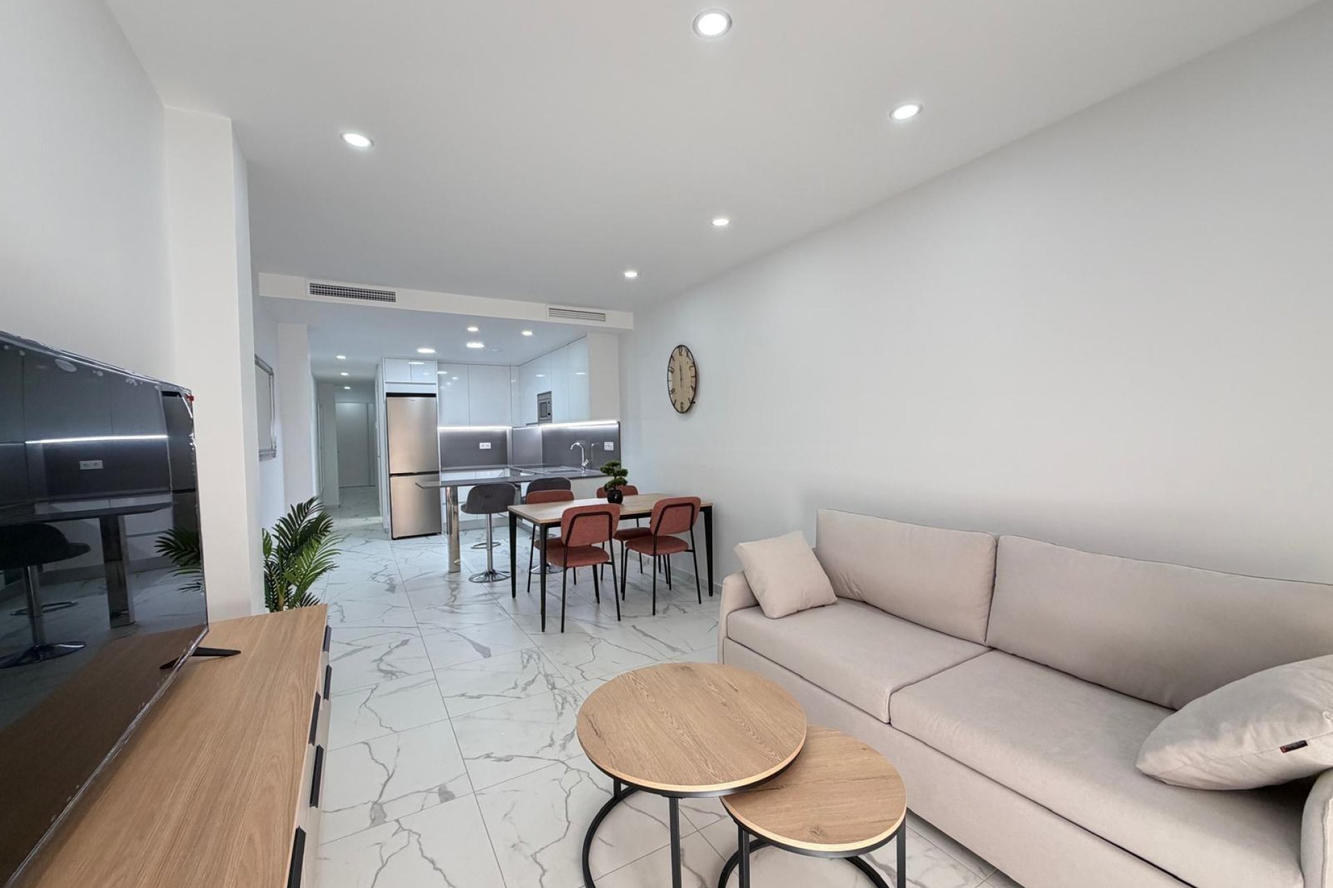 Herverkoop - Appartement -
Torrevieja - Estacion De Autobuses