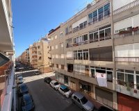 Herverkoop - Appartement -
Torrevieja - Estacion De Autobuses