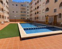 Herverkoop - Appartement -
Torrevieja - Estacion De Autobuses