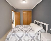Herverkoop - Appartement -
Torrevieja - Estacion De Autobuses