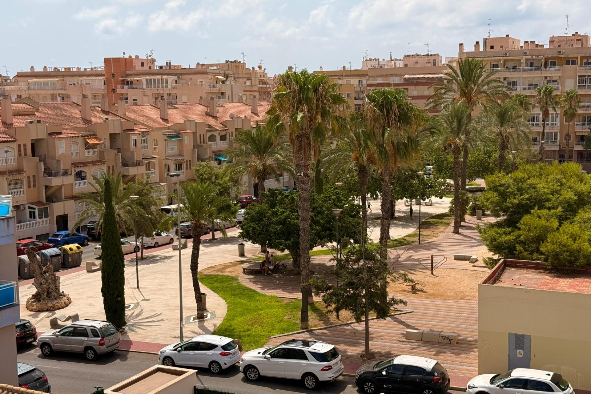 Herverkoop - Appartement -
Torrevieja - Estacion De Autobuses