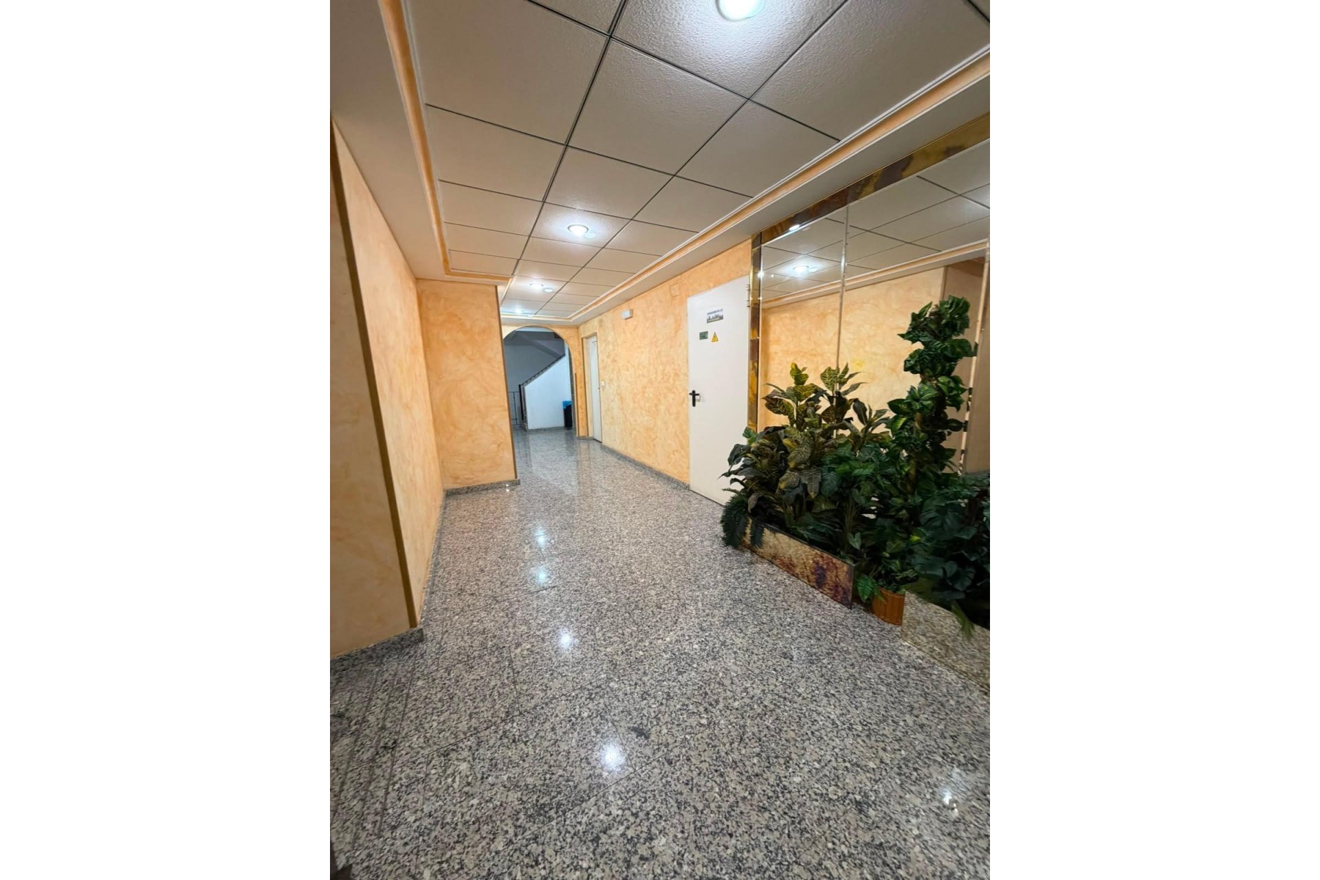 Herverkoop - Appartement -
Torrevieja - Estacion De Autobuses