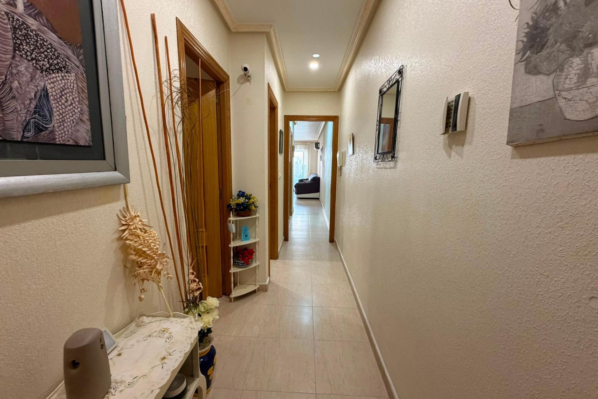 Herverkoop - Appartement -
Torrevieja - Estacion De Autobuses