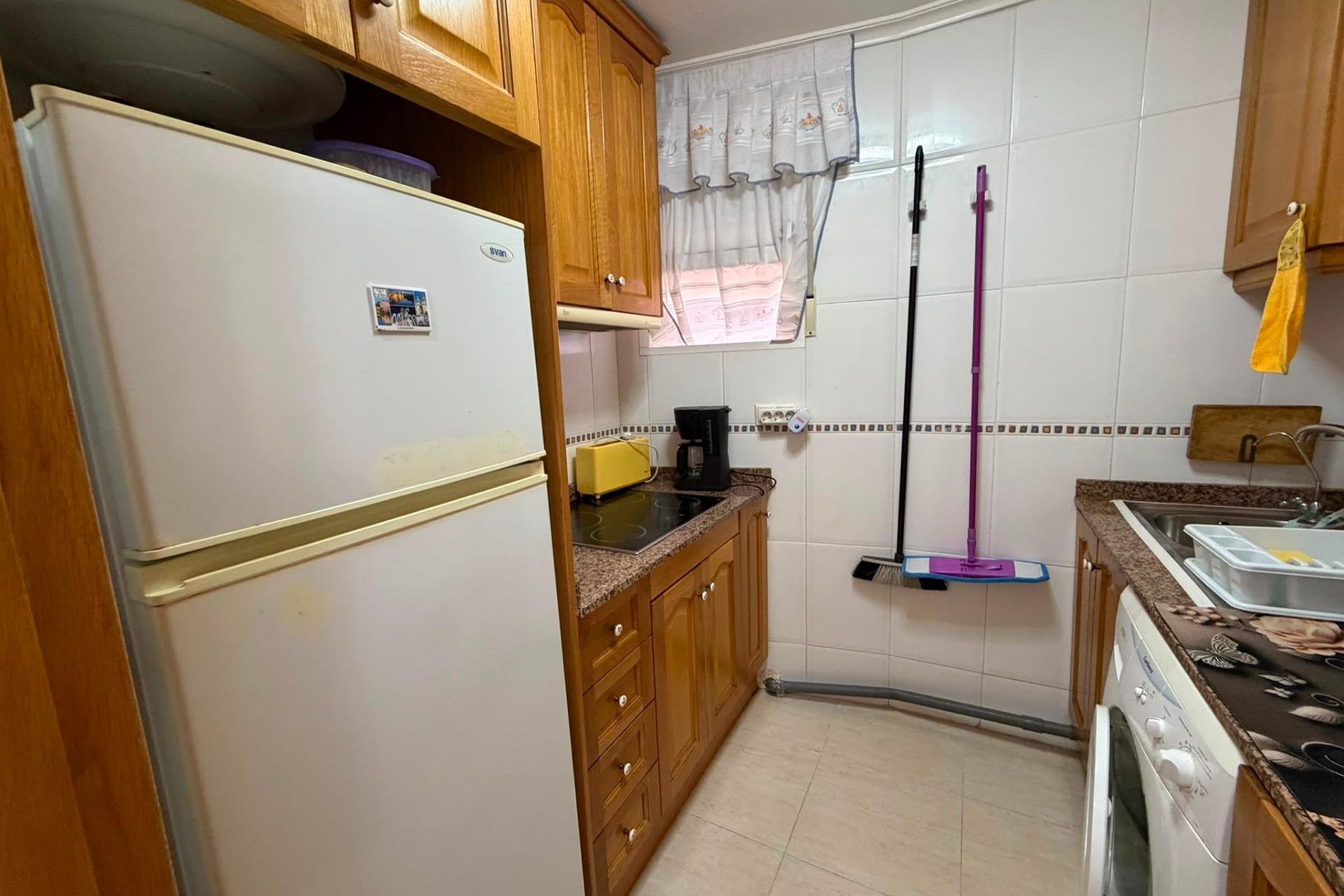 Herverkoop - Appartement -
Torrevieja - Estacion De Autobuses