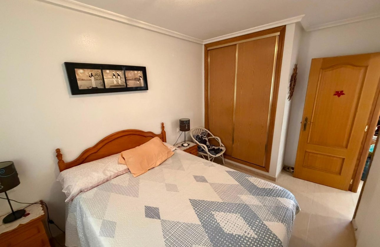 Herverkoop - Appartement -
Torrevieja - Estacion De Autobuses