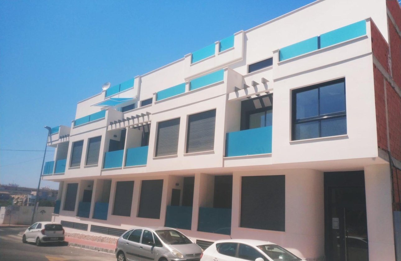 Herverkoop - Appartement -
Torrevieja - Estacion De Autobuses