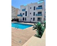 Herverkoop - Appartement -
Torrevieja - Estacion De Autobuses