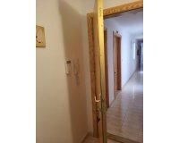 Herverkoop - Appartement -
Torrevieja - Estacion De Autobuses