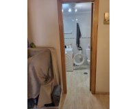 Herverkoop - Appartement -
Torrevieja - Estacion De Autobuses