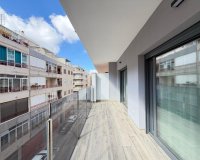 Herverkoop - Appartement -
Torrevieja - Estacion De Autobuses