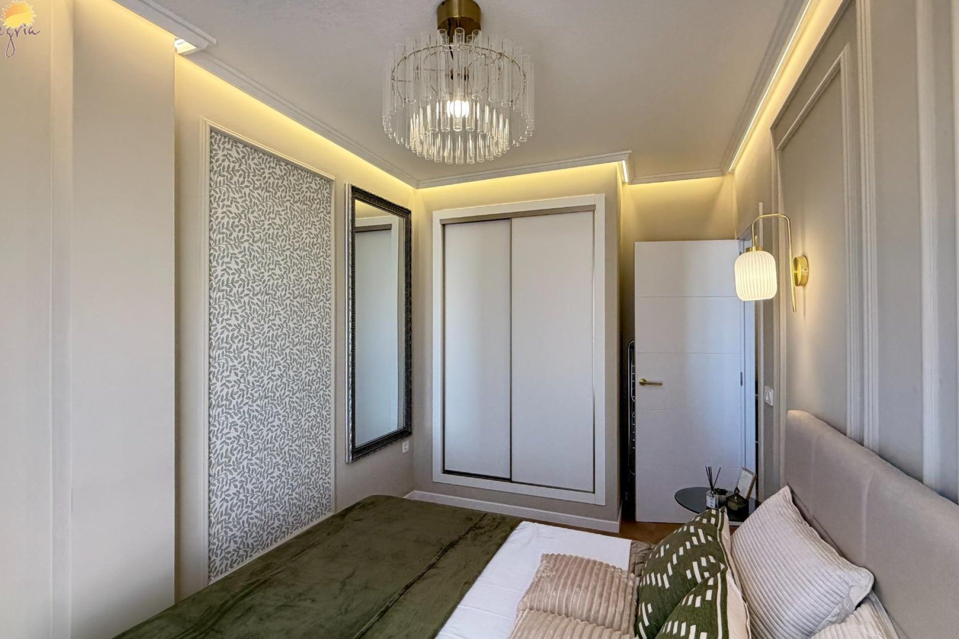 Herverkoop - Appartement -
Torrevieja - Estacion De Autobuses