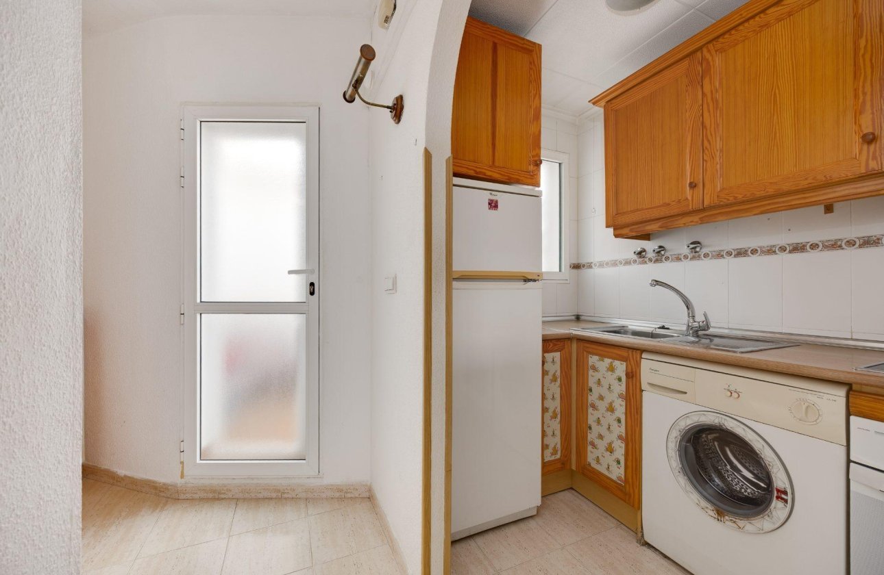 Herverkoop - Appartement -
Torrevieja - Estacion De Autobuses