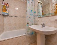 Herverkoop - Appartement -
Torrevieja - Estacion De Autobuses