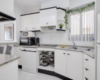 Herverkoop - Appartement -
Torrevieja - Estacion De Autobuses