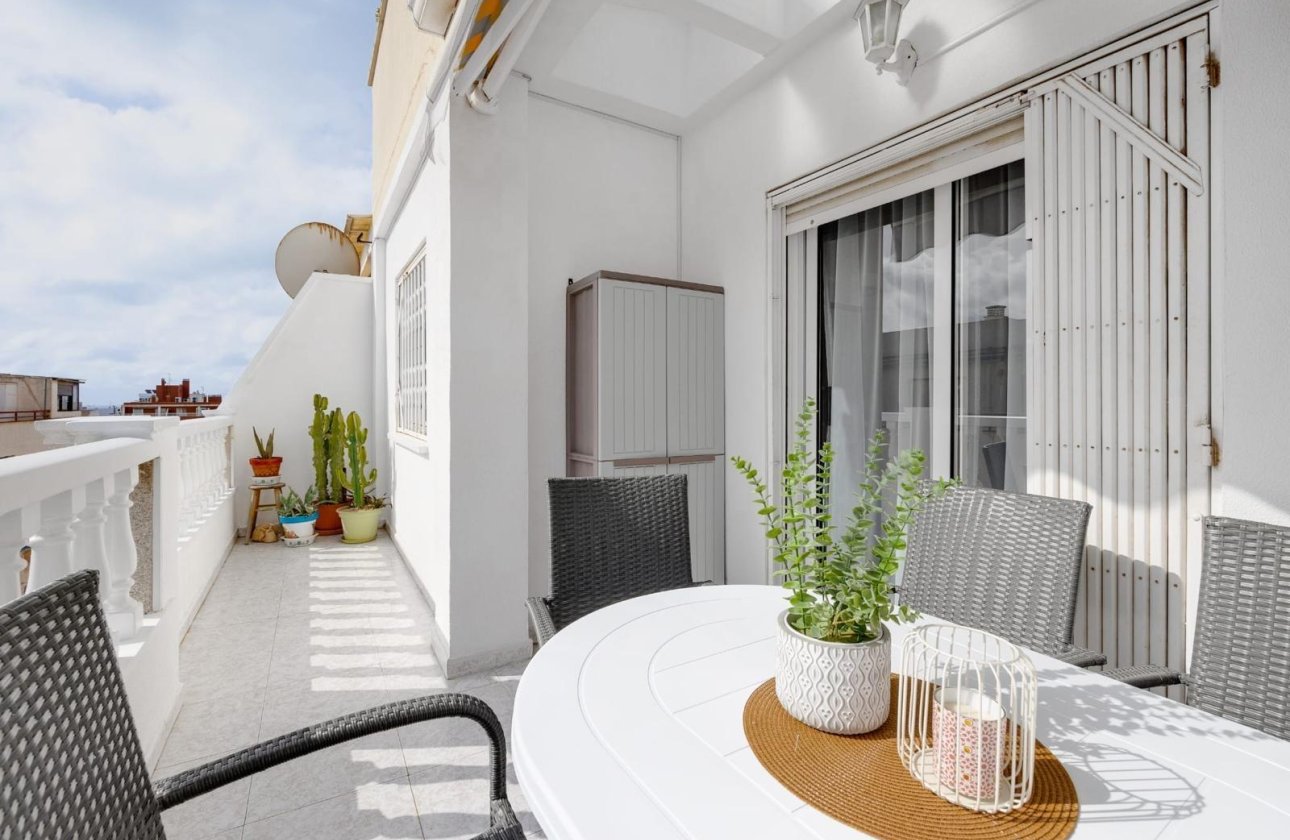 Herverkoop - Appartement -
Torrevieja - Estacion De Autobuses