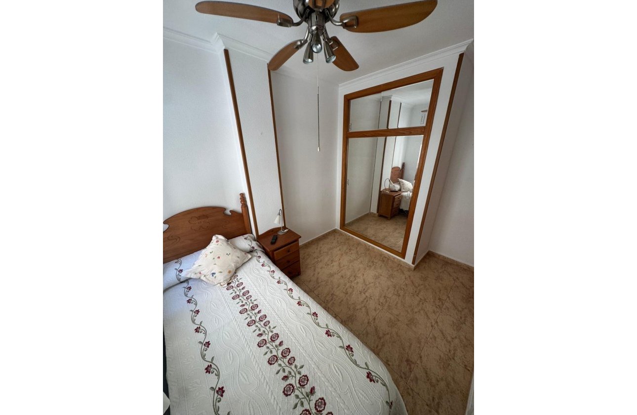 Herverkoop - Appartement -
Torrevieja - Habaneras