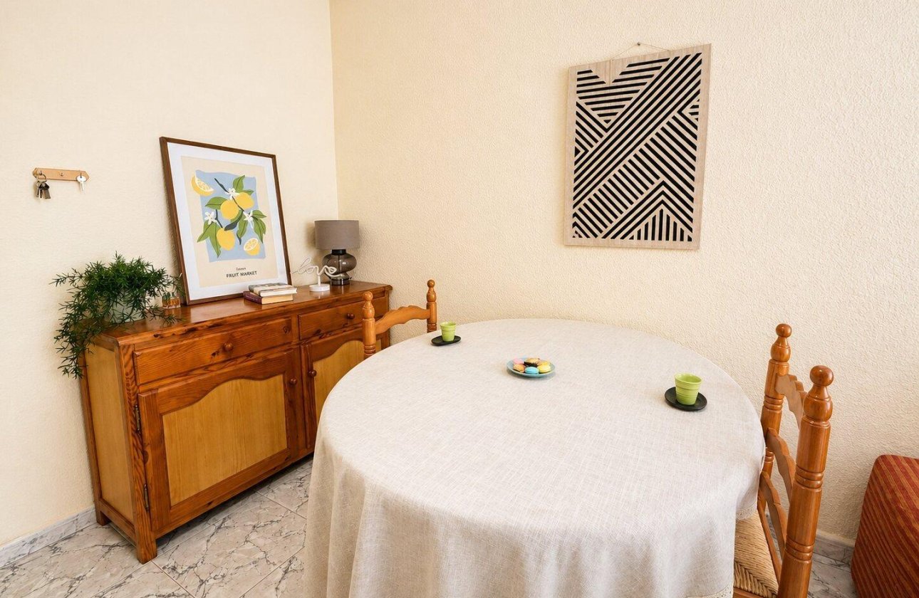 Herverkoop - Appartement -
Torrevieja - Habaneras