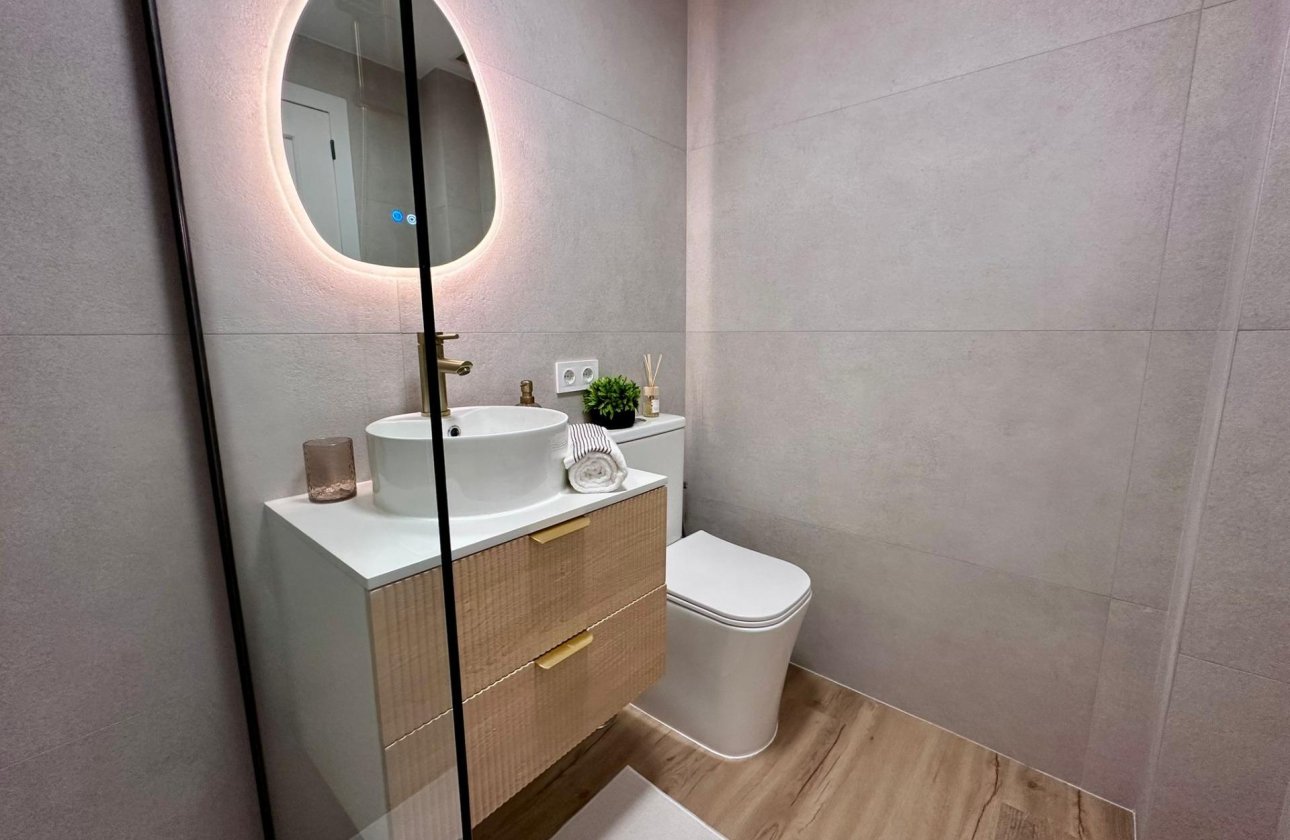 Herverkoop - Appartement -
Torrevieja - Habaneras