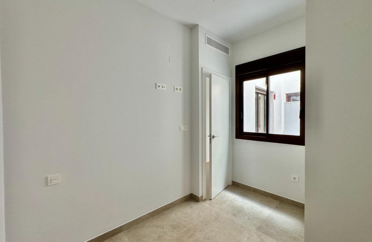 Herverkoop - Appartement -
Torrevieja - Habaneras