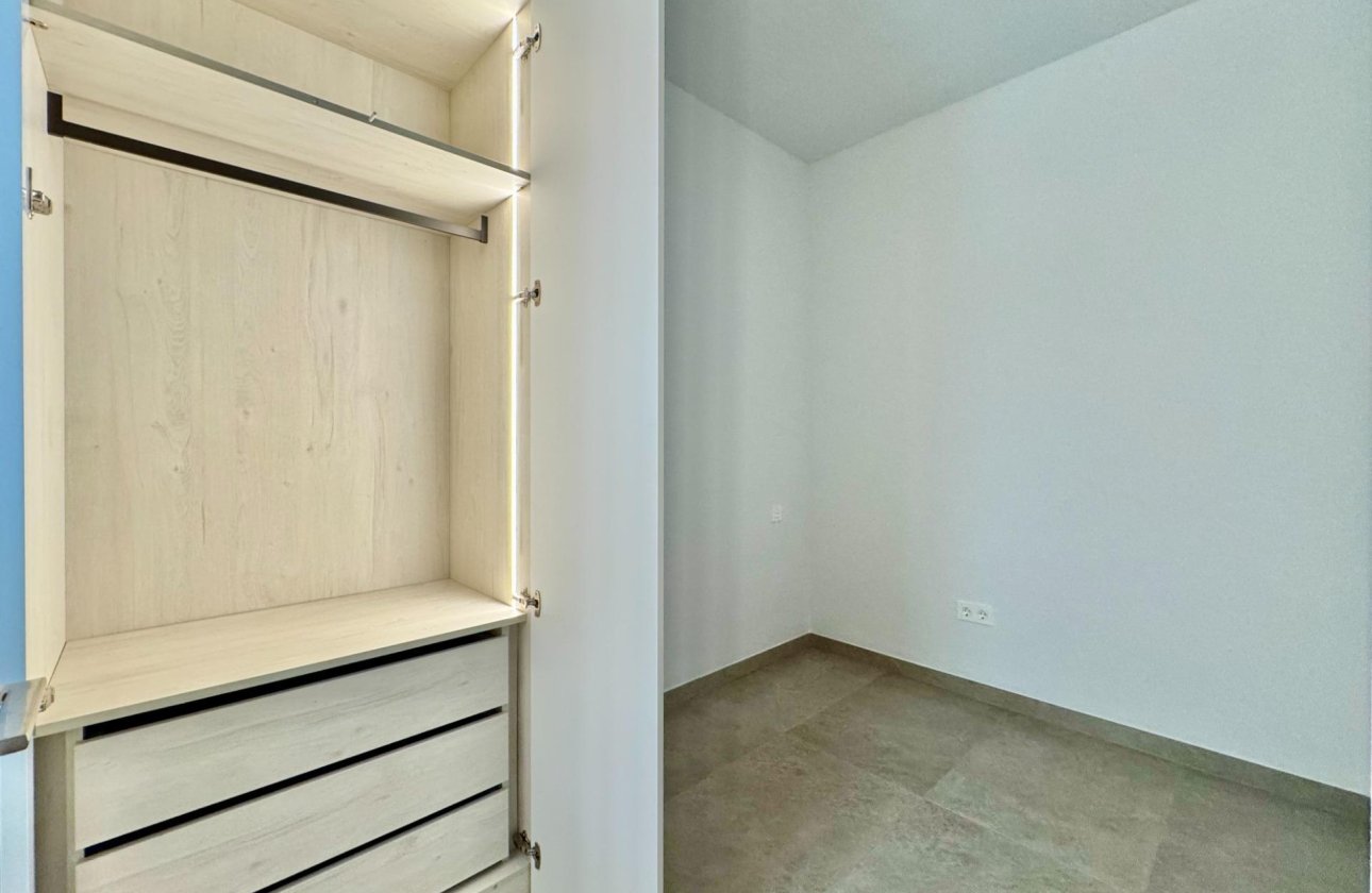 Herverkoop - Appartement -
Torrevieja - Habaneras