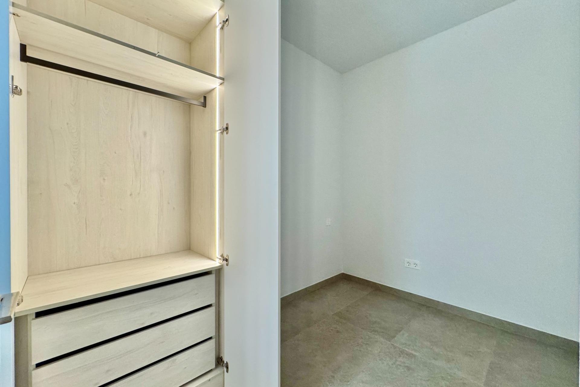 Herverkoop - Appartement -
Torrevieja - Habaneras
