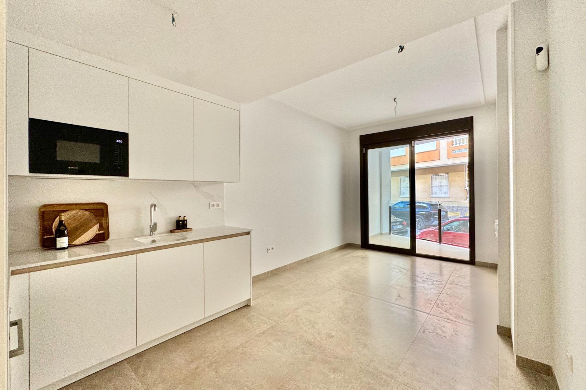 Herverkoop - Appartement -
Torrevieja - Habaneras