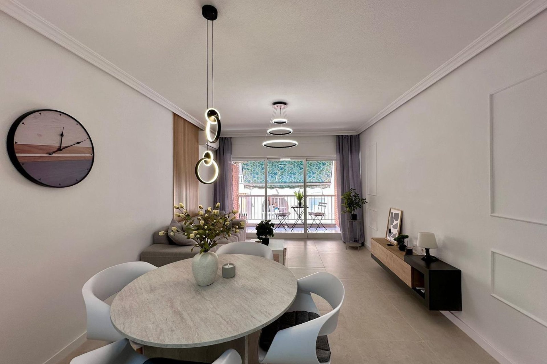 Herverkoop - Appartement -
Torrevieja - Habaneras