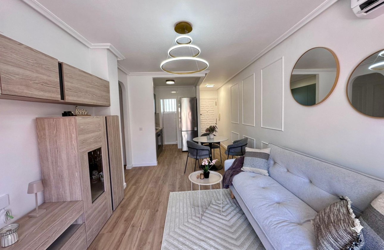 Herverkoop - Appartement -
Torrevieja - Habaneras