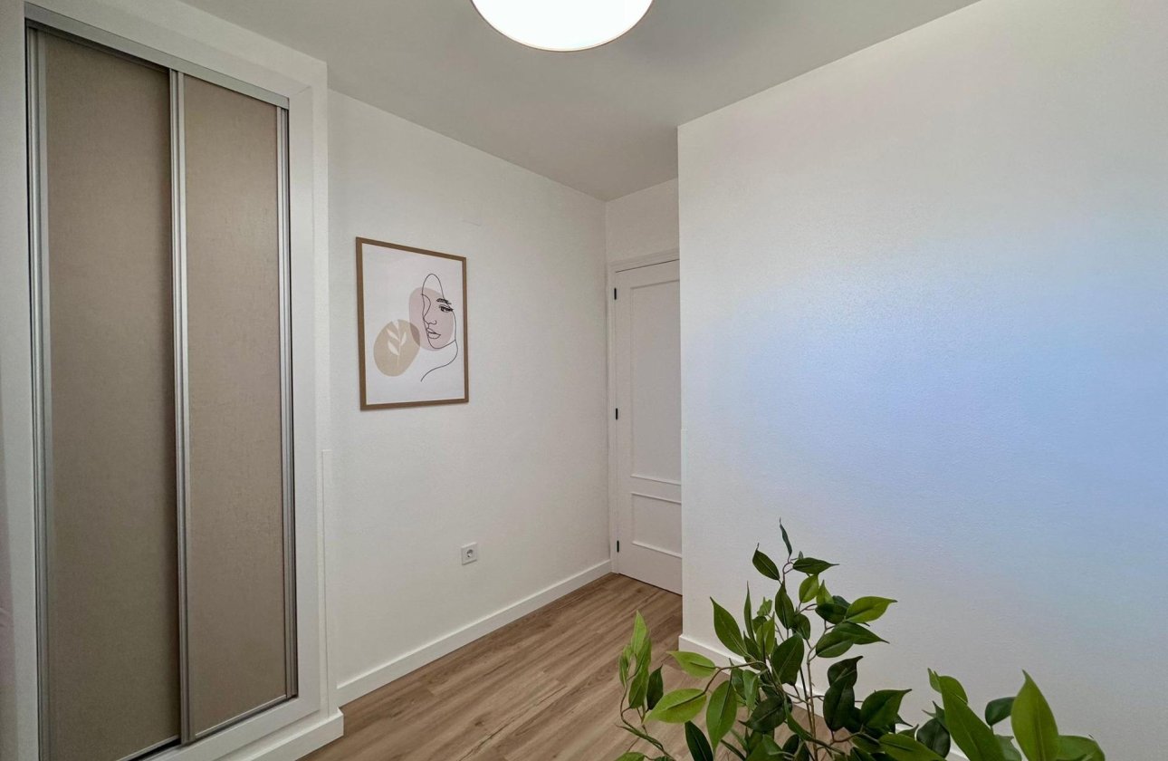 Herverkoop - Appartement -
Torrevieja - Habaneras