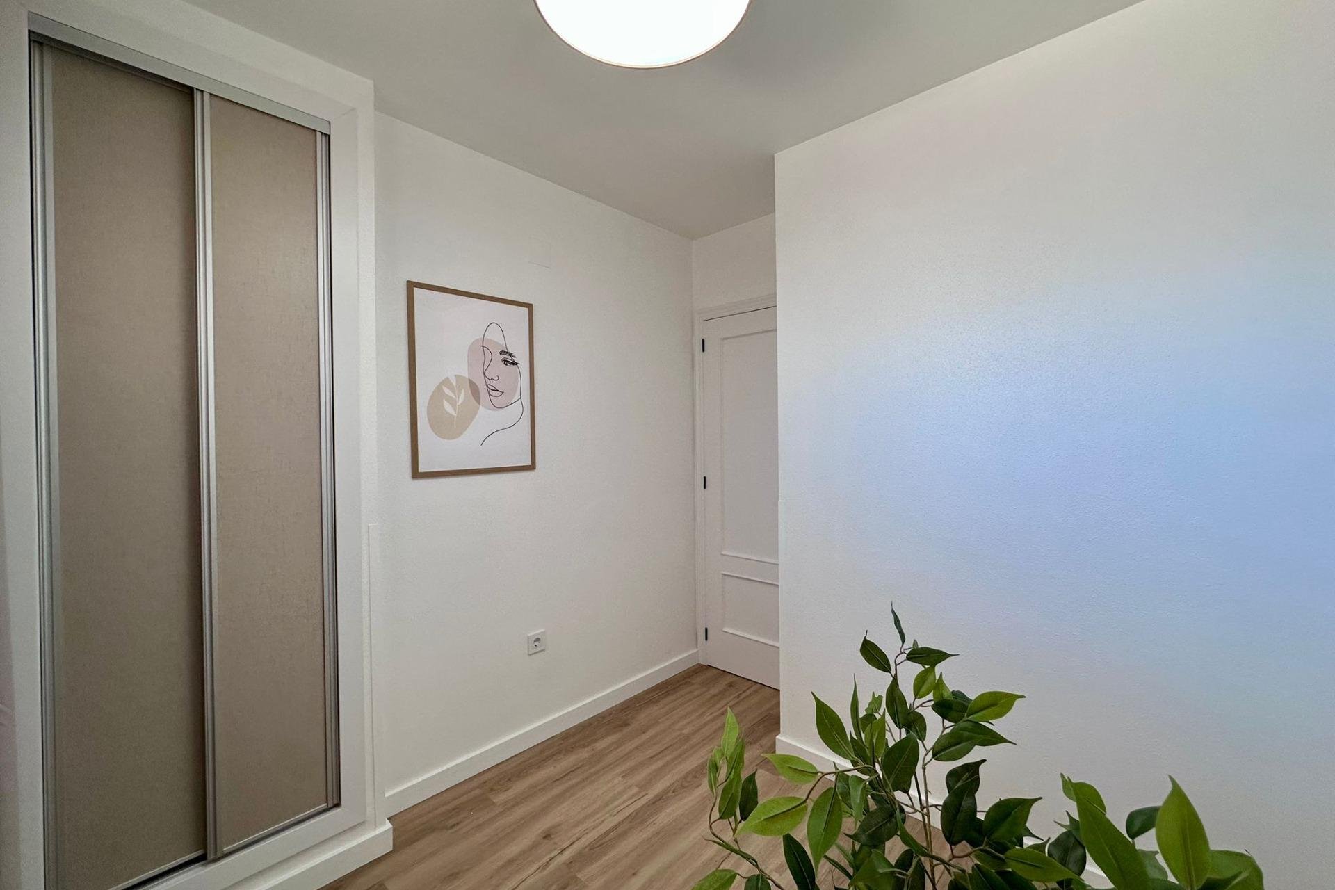 Herverkoop - Appartement -
Torrevieja - Habaneras