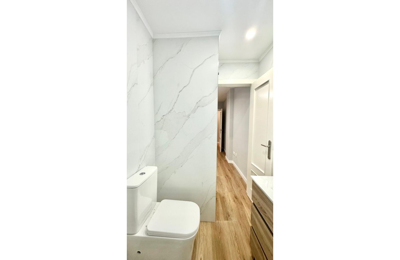 Herverkoop - Appartement -
Torrevieja - La Mata Pueblo