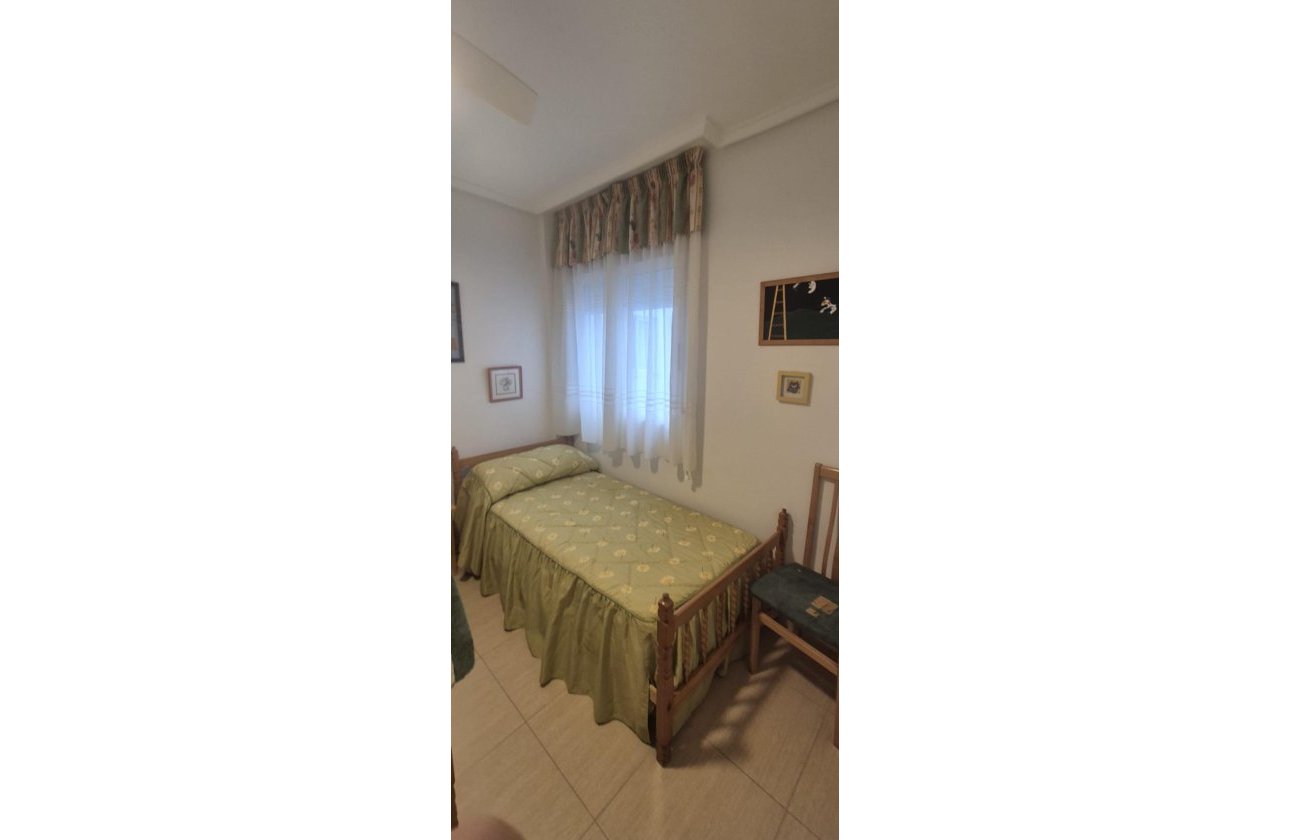 Herverkoop - Appartement -
Torrevieja - La Mata Pueblo