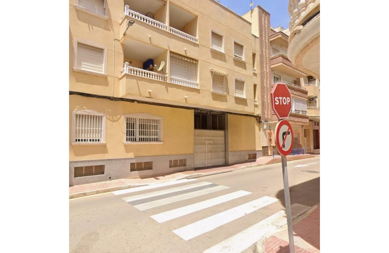 Herverkoop - Appartement -
Torrevieja - La Mata Pueblo