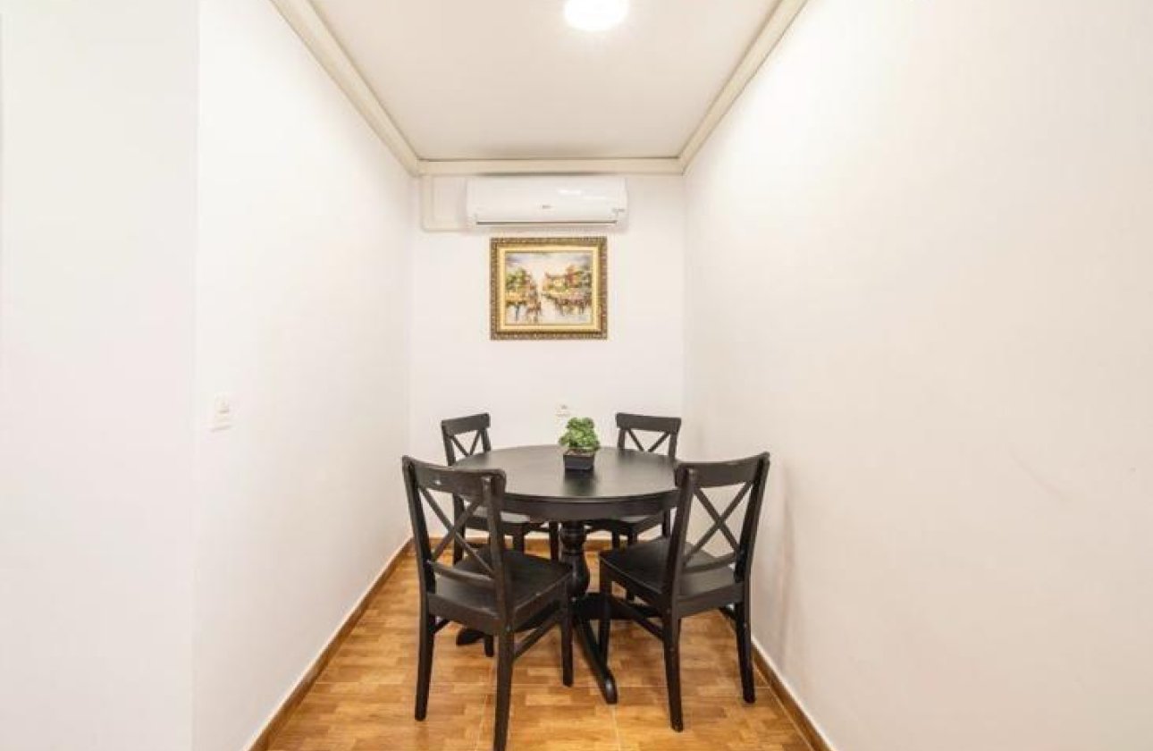 Herverkoop - Appartement -
Torrevieja - La Mata Pueblo
