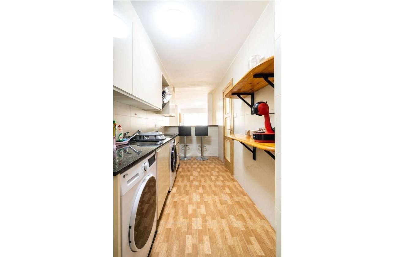 Herverkoop - Appartement -
Torrevieja - La Mata Pueblo