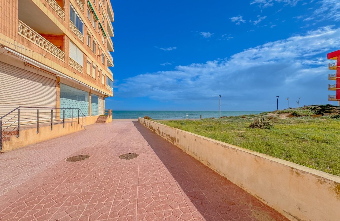 Herverkoop - Appartement -
Torrevieja - La Mata Pueblo