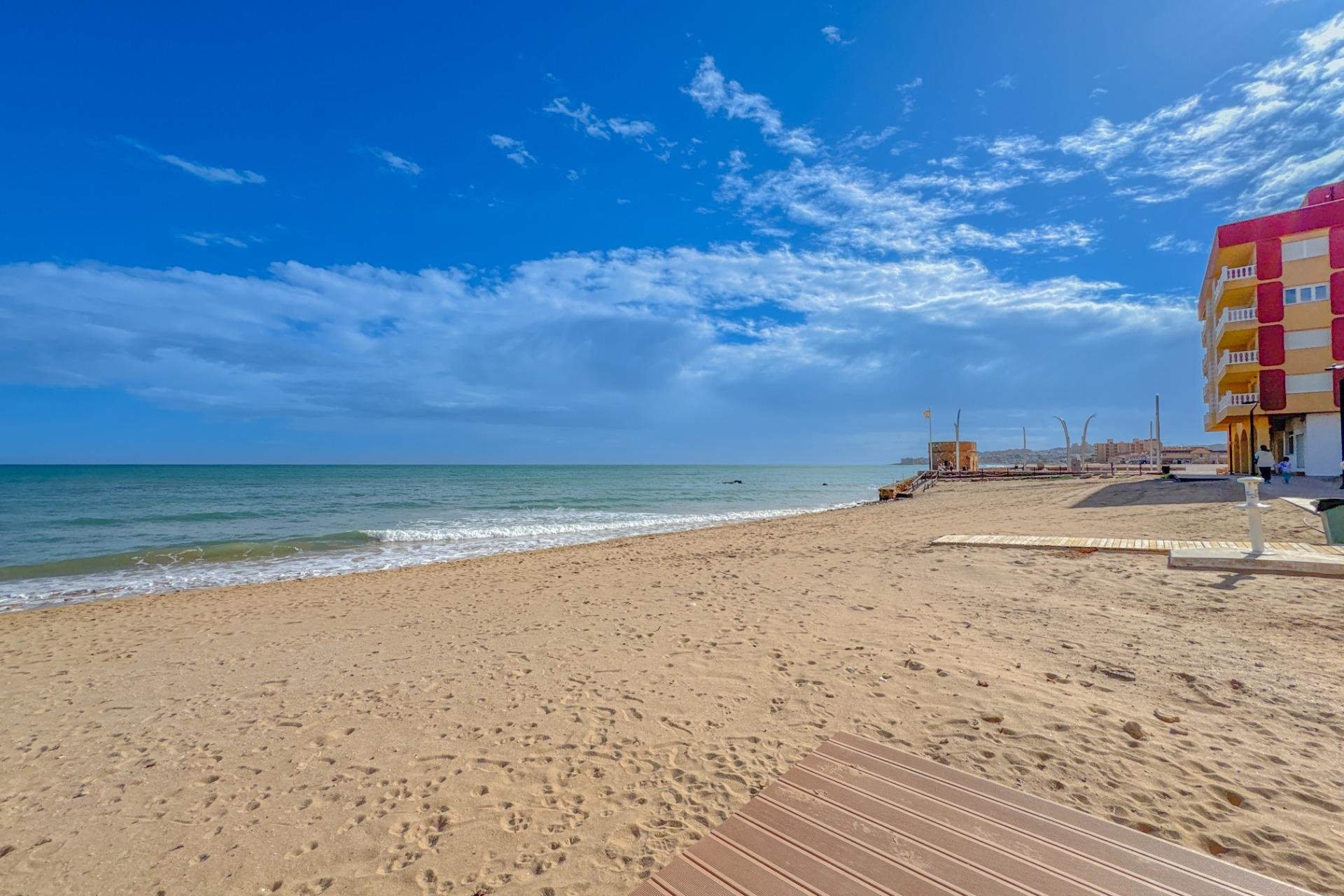 Herverkoop - Appartement -
Torrevieja - La Mata Pueblo