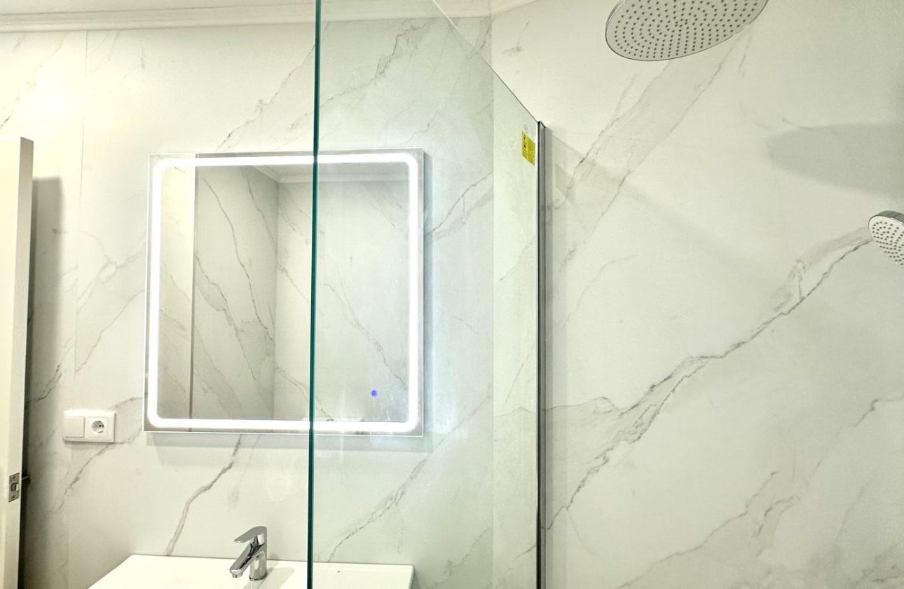 Herverkoop - Appartement -
Torrevieja - La Mata Pueblo