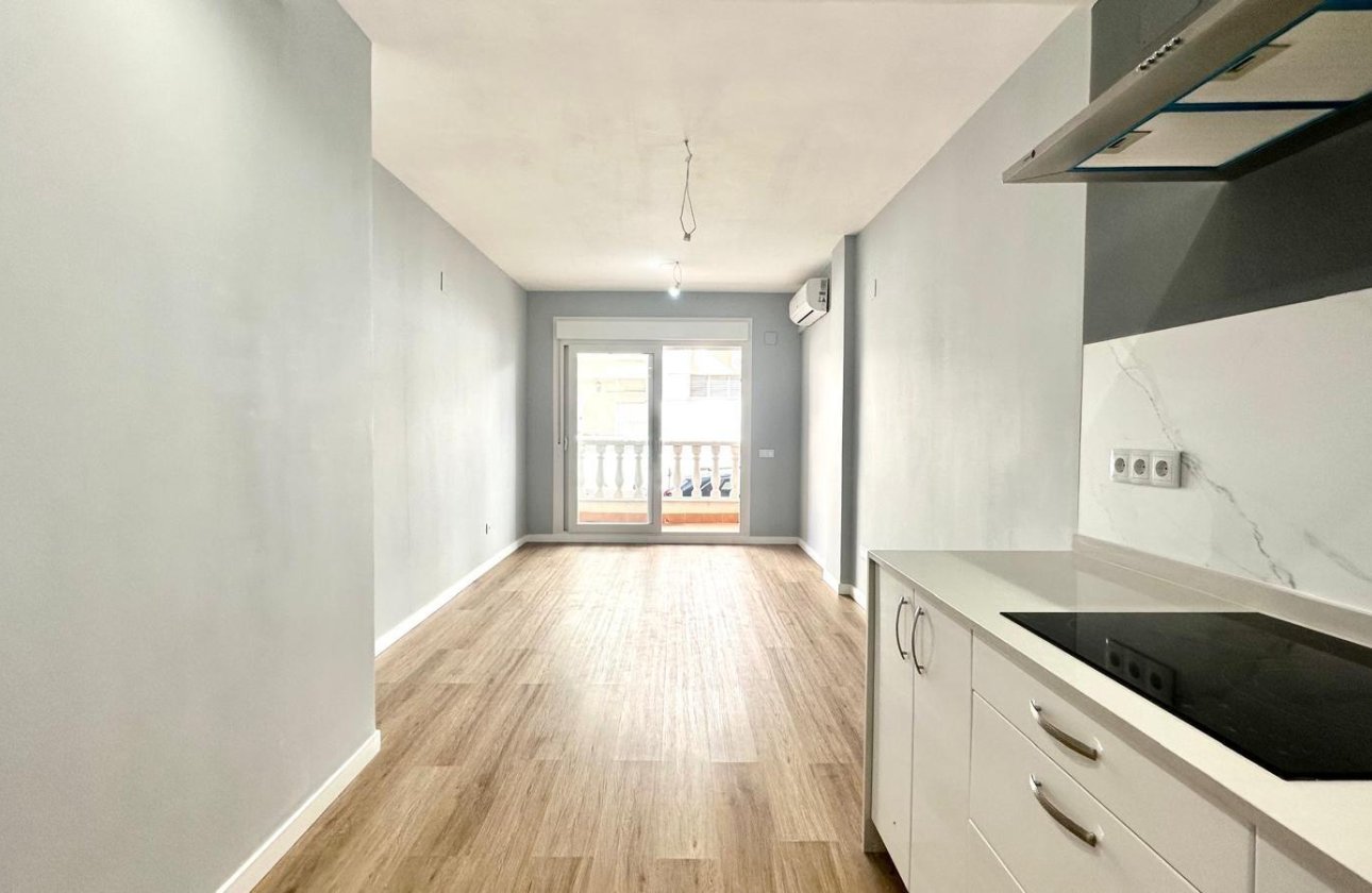 Herverkoop - Appartement -
Torrevieja - La Mata Pueblo