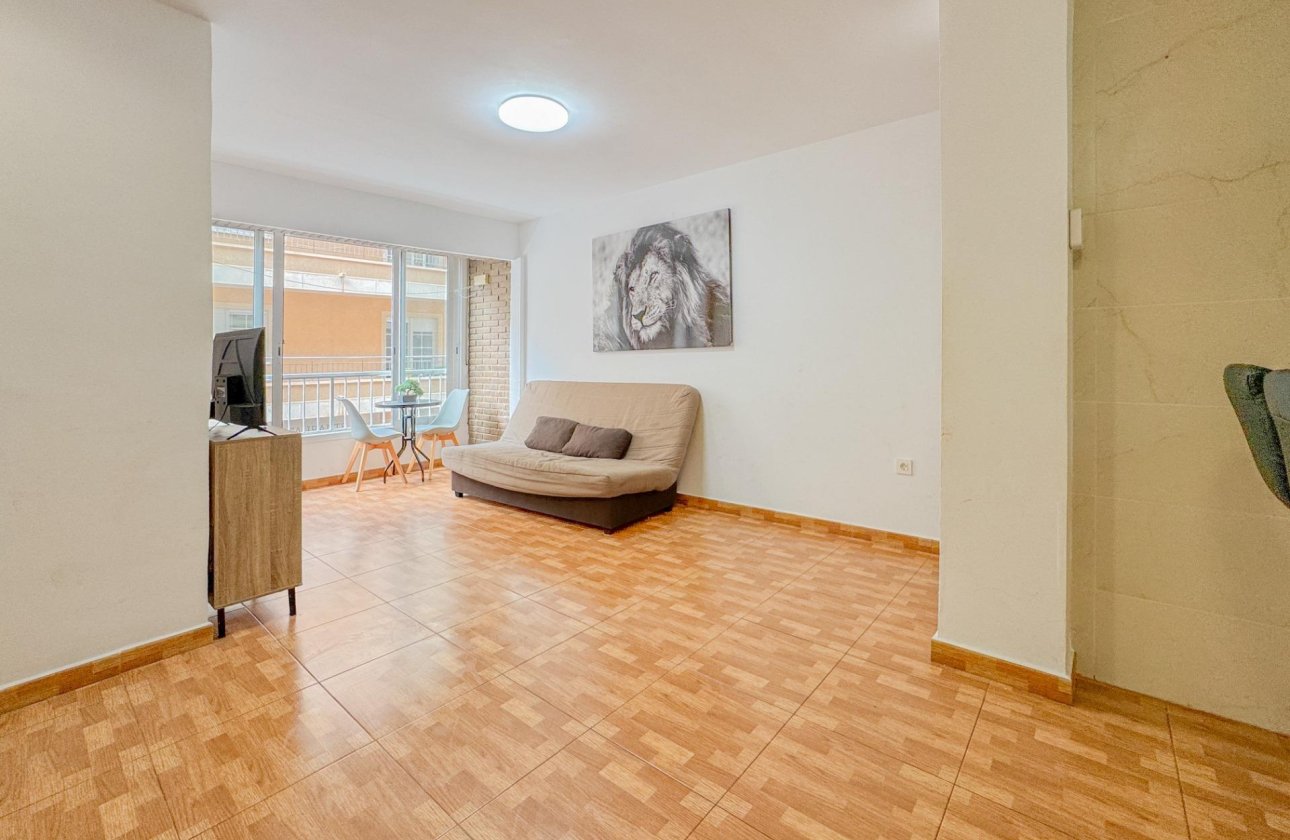 Herverkoop - Appartement -
Torrevieja - La Mata Pueblo