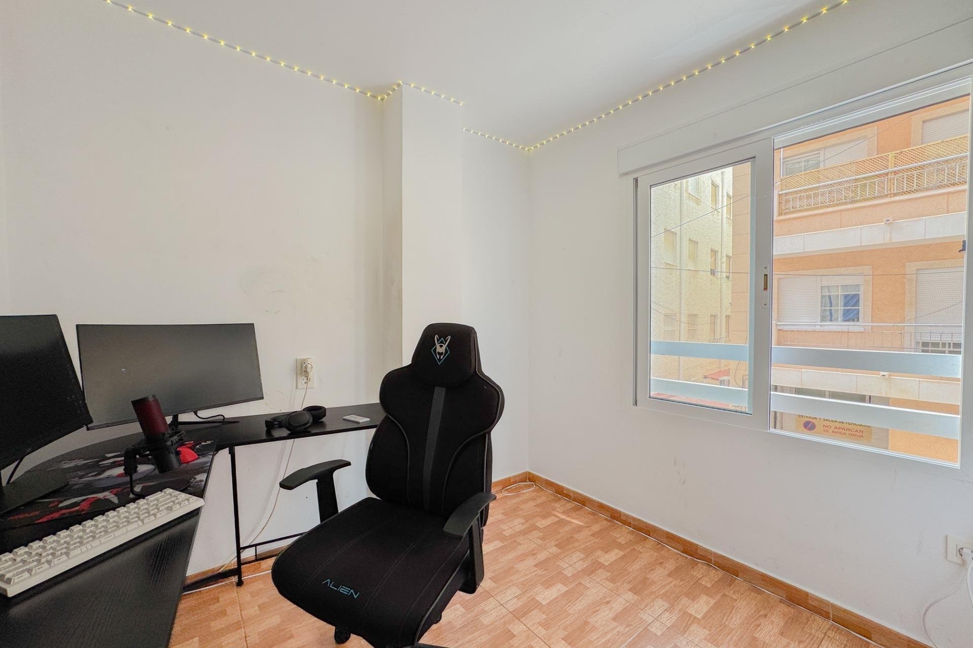 Herverkoop - Appartement -
Torrevieja - La Mata Pueblo