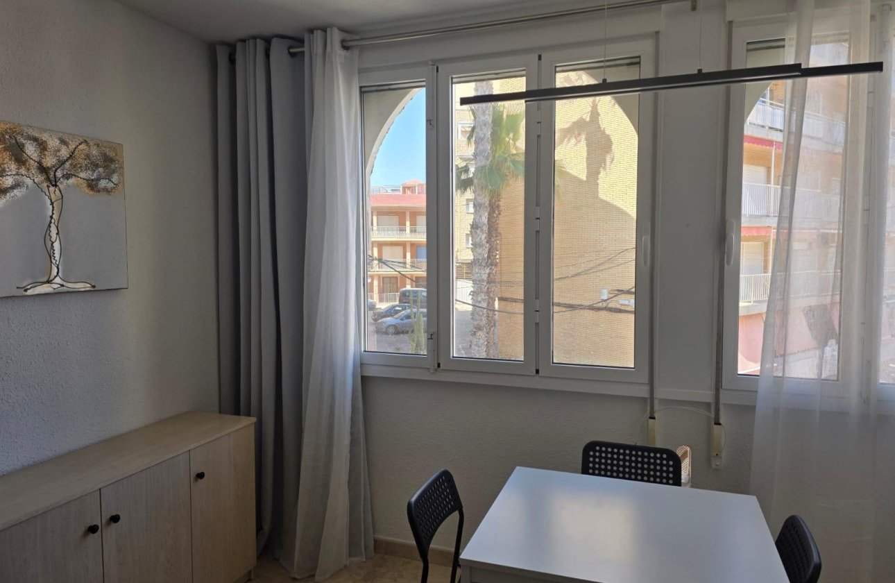 Herverkoop - Appartement -
Torrevieja - La Mata Pueblo